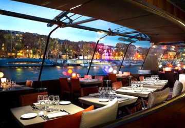 Dîner croisière à bord d’un bateau
